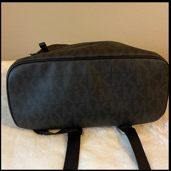 Michael Kors PVC Large Backpack - Picture 5 of 6